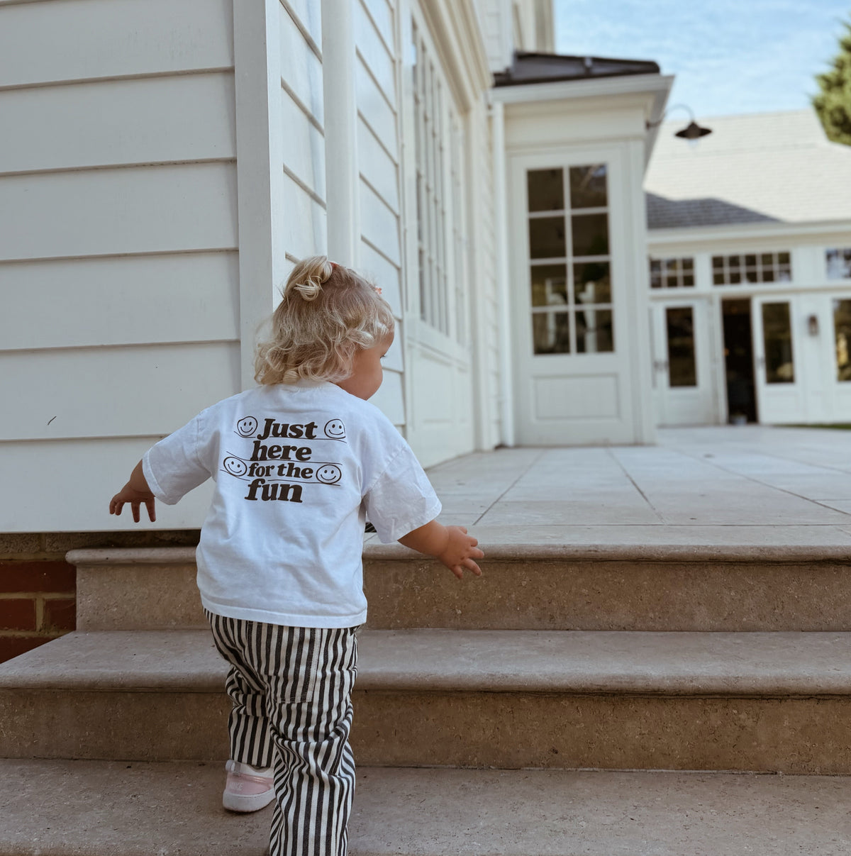 T-Shirt 'Just Here for the Fun' White
